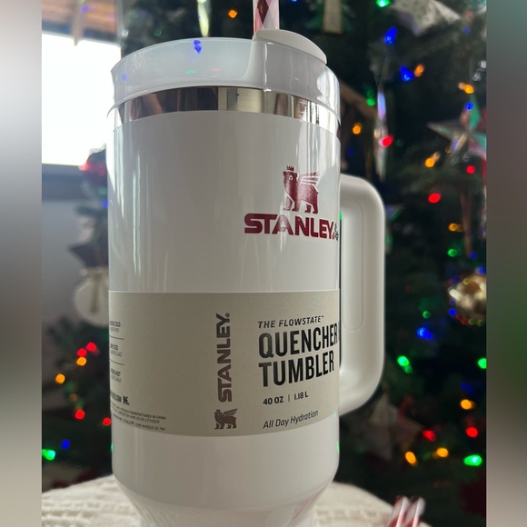 Stanley 40 Oz Quencher Tumbler Mistletoe Christmas Limited Edition New with Box - Picture 5 of 8